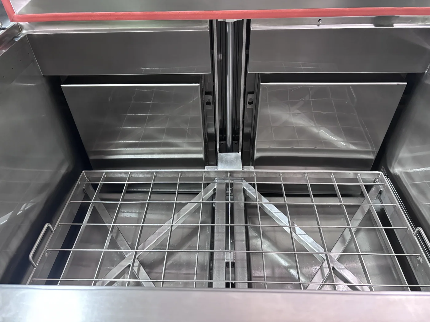 AL-600 — lid open (photo)