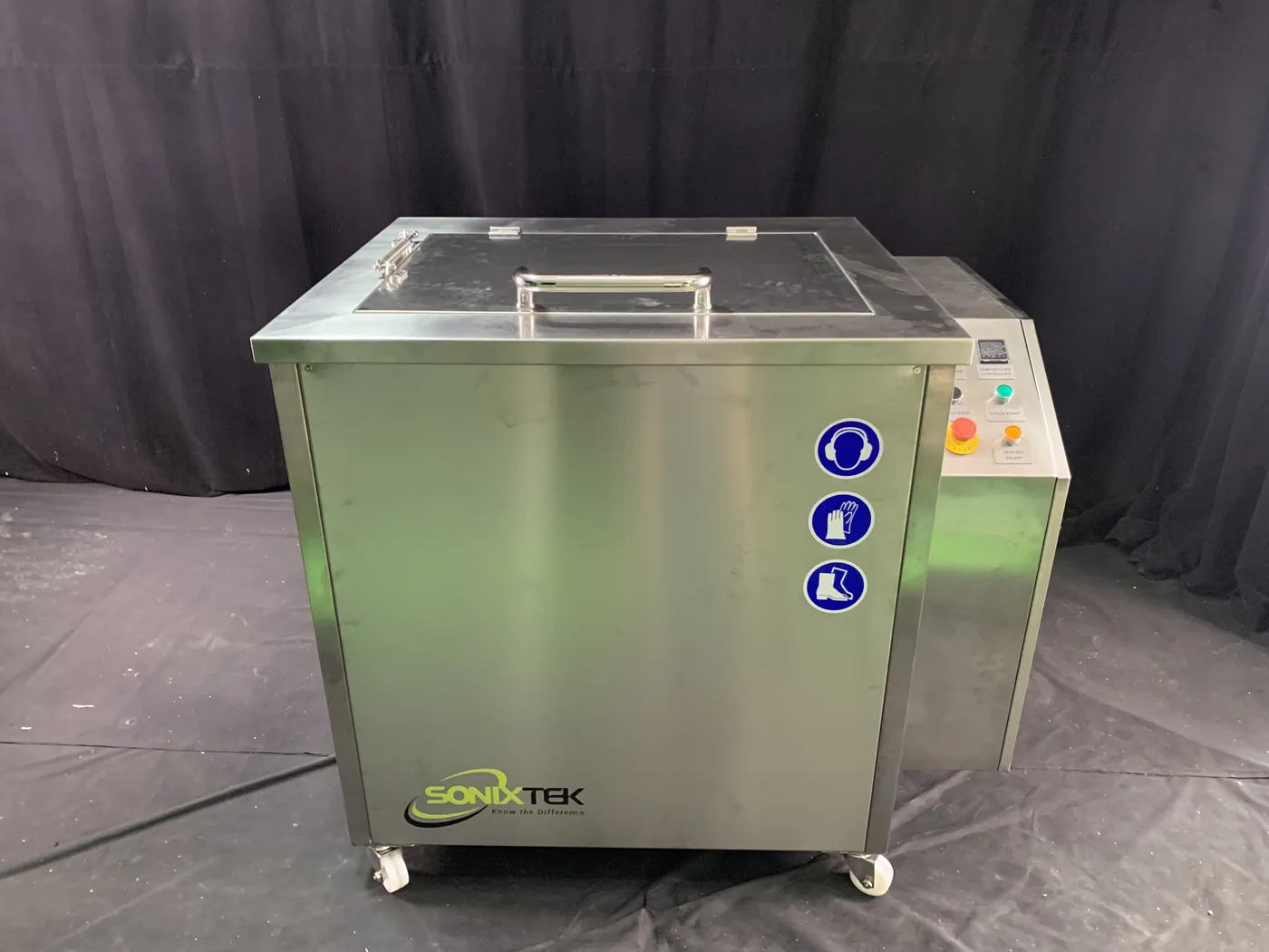 DT-206 — front view (photo)